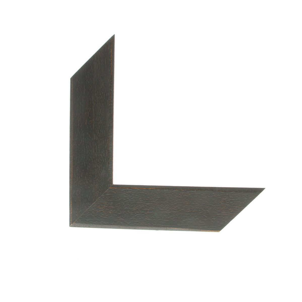 61943