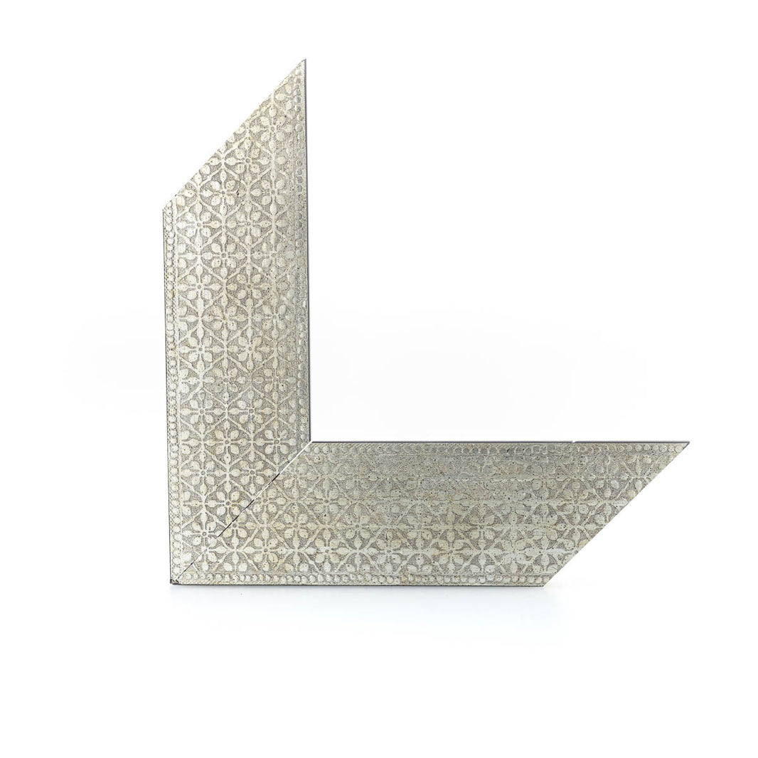Medina Silver Marrakesh moulding 18002